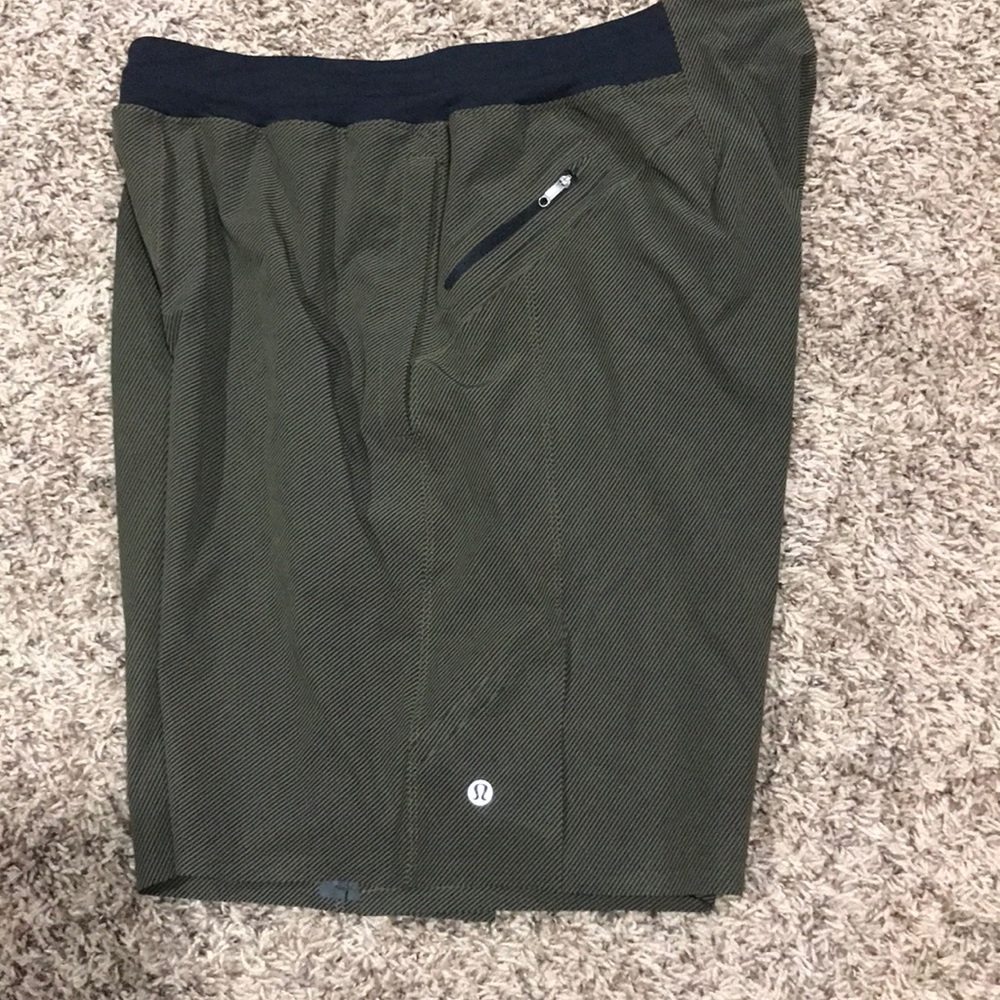 Lulu lemon men’s shorts